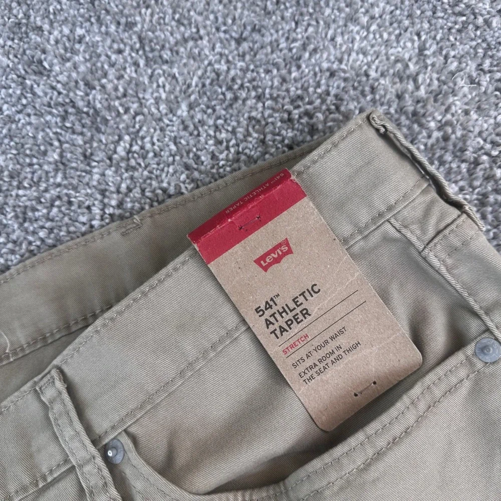 Levis 541 Athletic Taper Pants Mens 48x30 Khaki Tan Stretch Chino Casual NEW